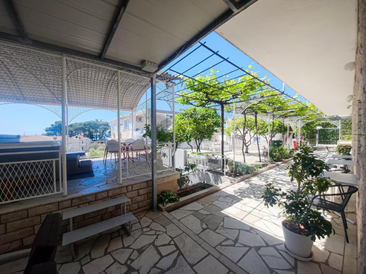 B&B Villa Ivona Baska Voda Luaran gambar